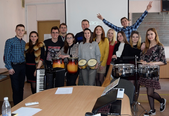 Учасники круглого столу